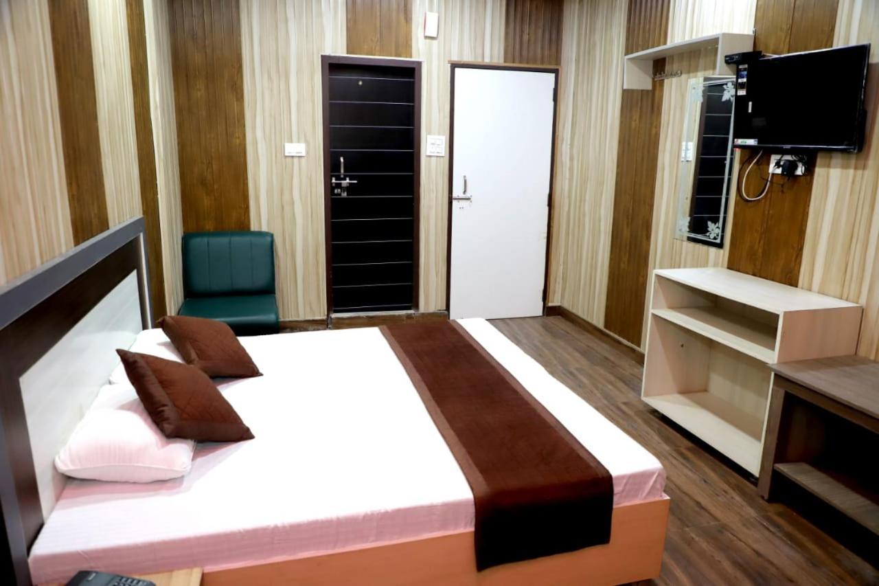 The Mountain View Hostel Rishikesh Exterior photo